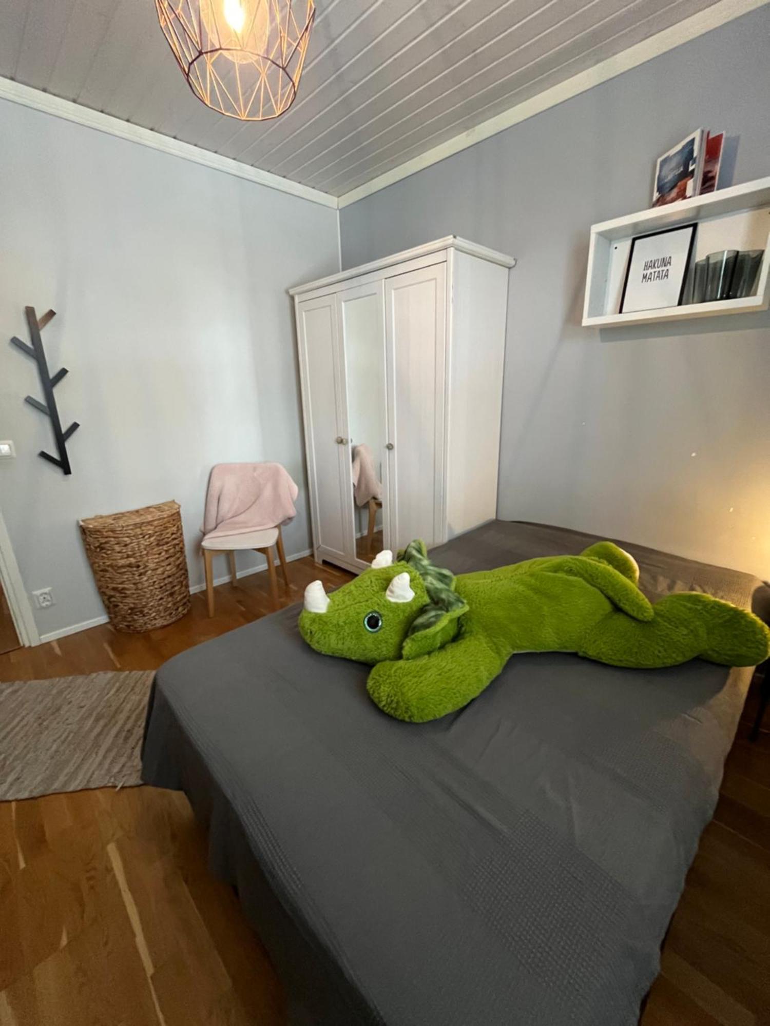Paritalohuoneisto Omalla Pihalla Appartement